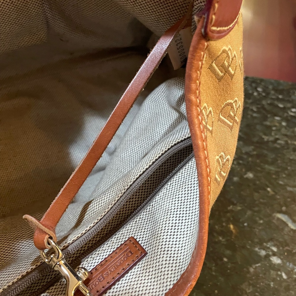 Dooney & Bourke with Beige Interior - Picture 12 of 13